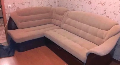 Перетяжка углового дивана. Хорошёвская